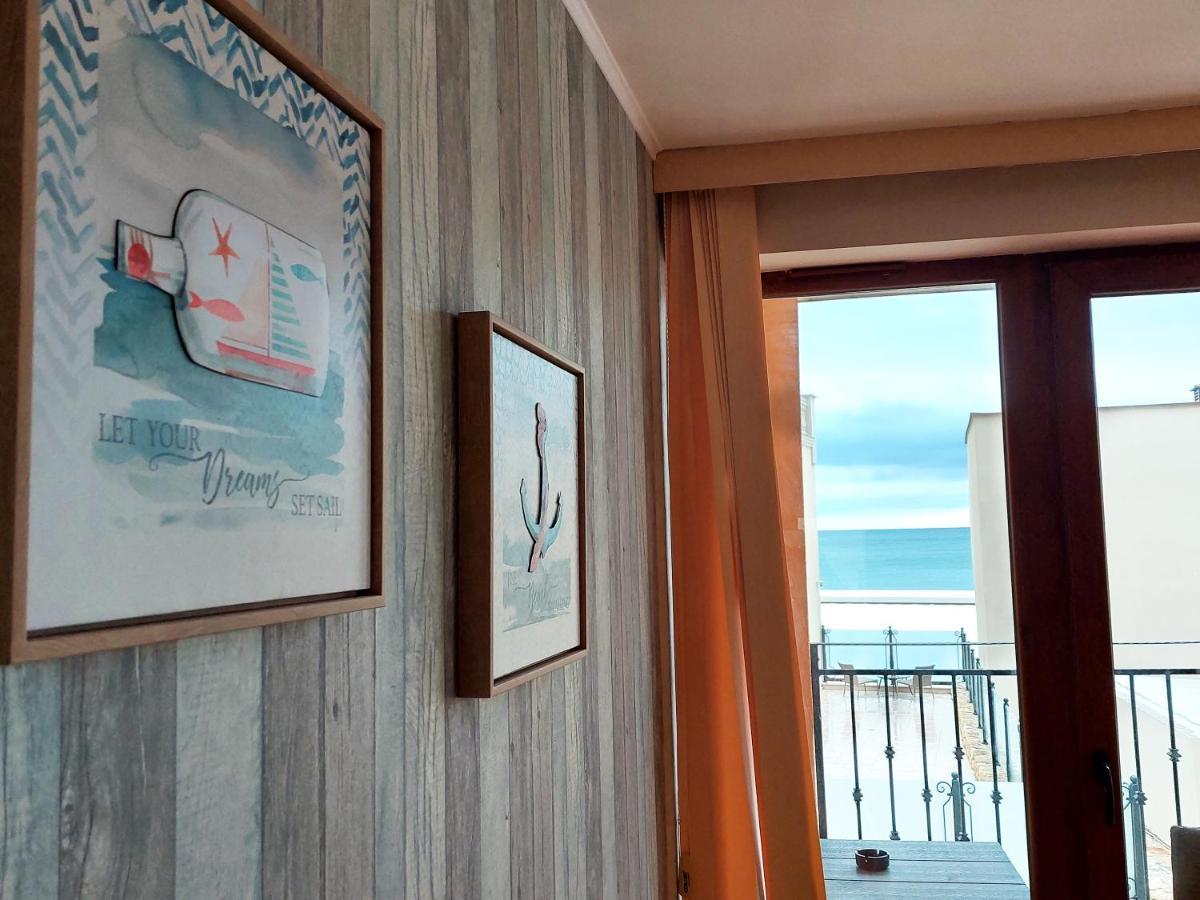 Supreme Danieli - Holiday Apartment By The Sea Balchik Bagian luar foto